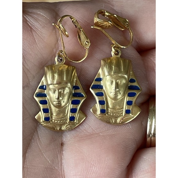 Vintage Gold Tone Blue Accent King Tut Earrings Clip On - Picture 2 of 6
